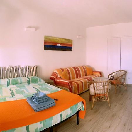 Villa Antioco Cala Sapone ภายนอก รูปภาพ