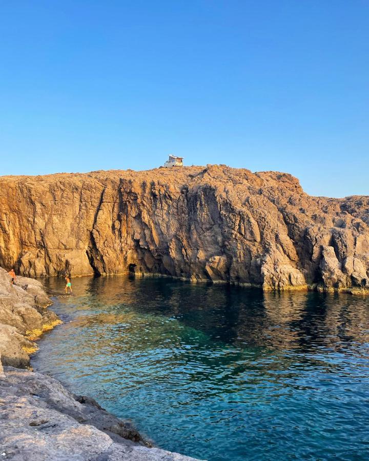 Villa Antioco Cala Sapone ภายนอก รูปภาพ